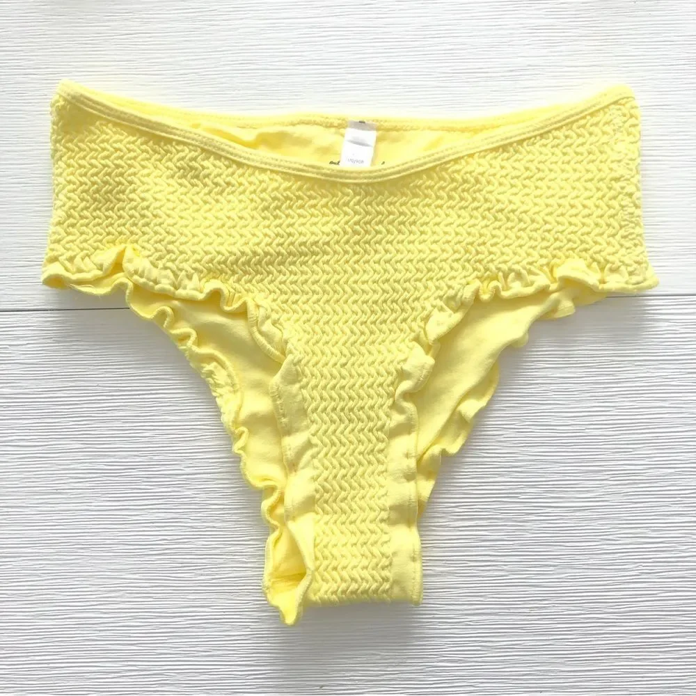 Bundle🛍️ Urban Outfitters Bikini Swimsuit Colorblock Top & Cheeky Bottoms